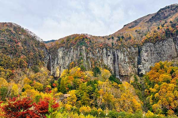 米子大瀑布　紅葉情報